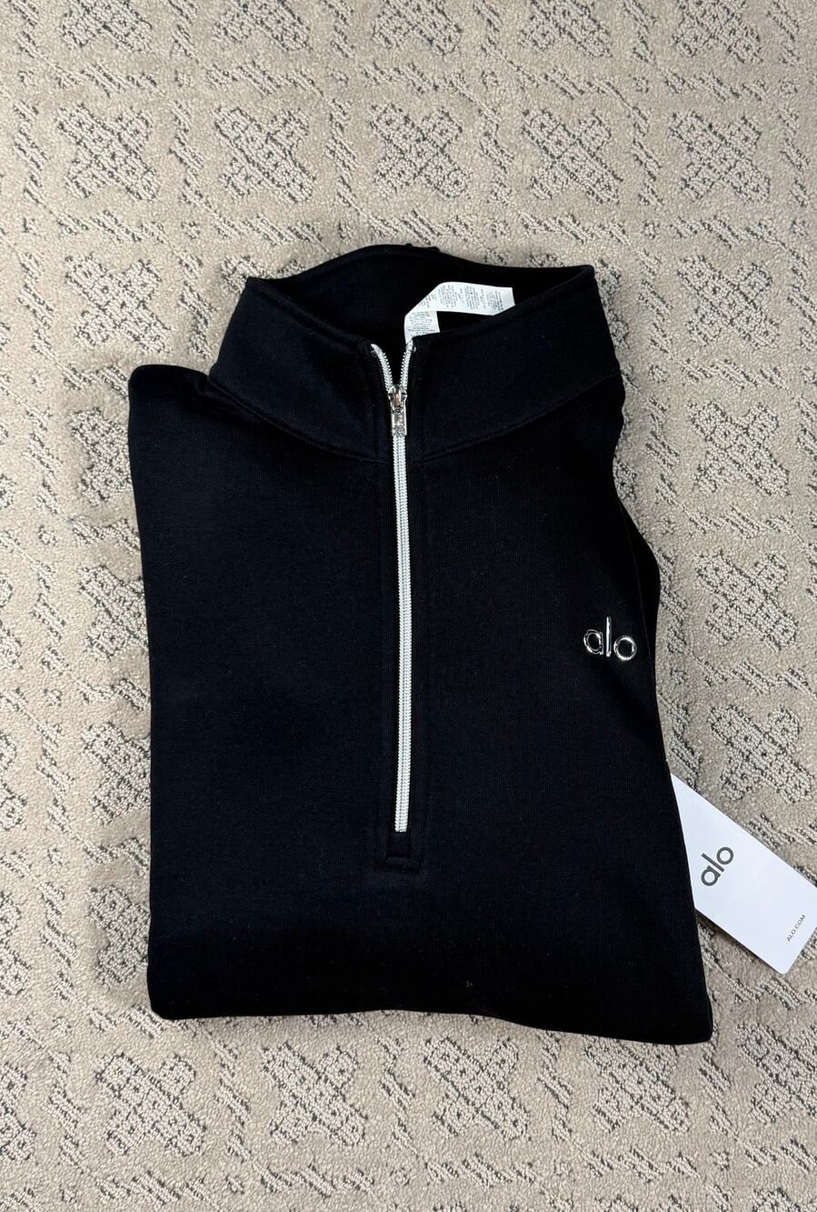 Alo Yoga NWT Accolade 1/4 Zip Pullover Size L Black